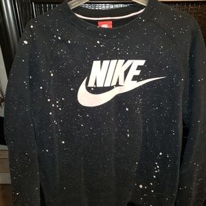 VERY RARE ▪︎▪︎ Black Distressed Nike sweatshirt